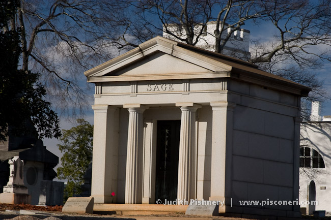 12/24      |      Historic Oakland Cemetery . Atlanta, Georgia